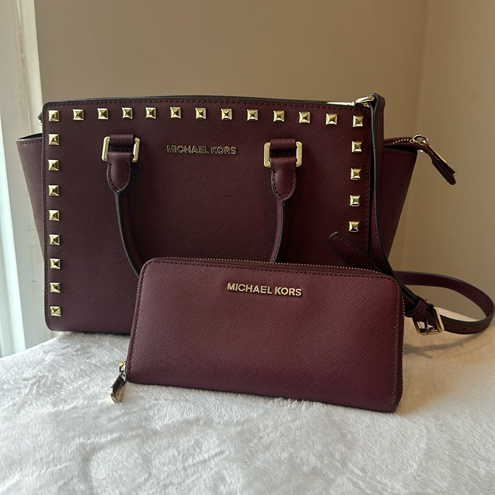 Michael Kors Studded Salma bad and Wallet